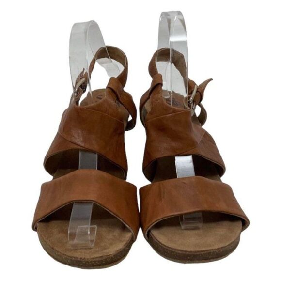 NEW Sofft Melina Size 9.5 Leather Buckle Ankle Strap Open Toe Block Heel Sandals - Picture 7 of 16